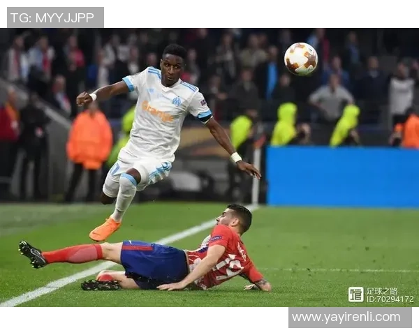 心理较量与团队韧性成都足球队与重庆足球队赛后复盘分析