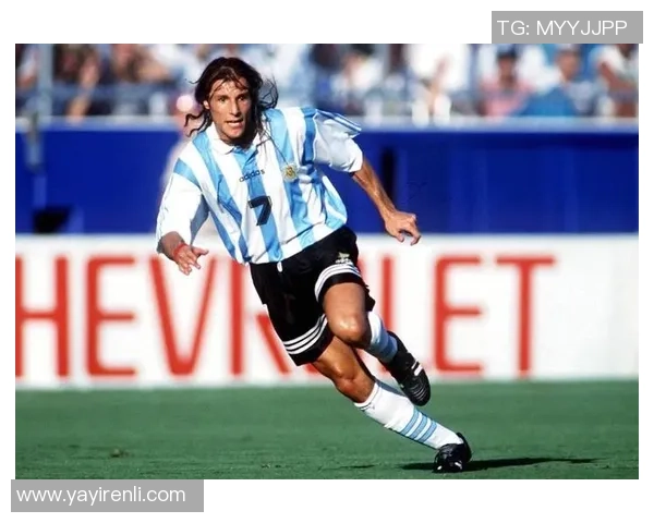 足球明星风采各异解析他们的技术特点与场上表现 足球明星风采各异解析他们的技术特点与场上表现